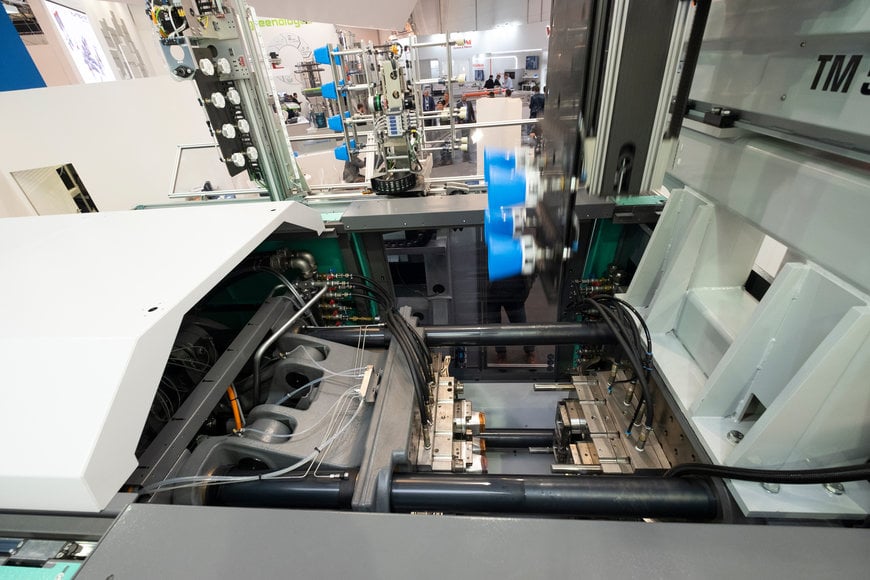 Keeping load peaks down and operational reliability up